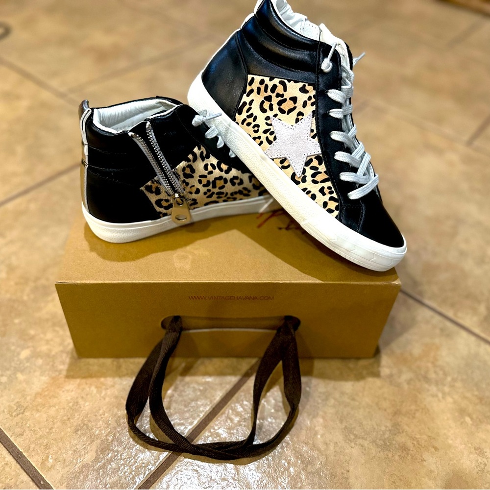 Vintage Havana high top leopard shoes